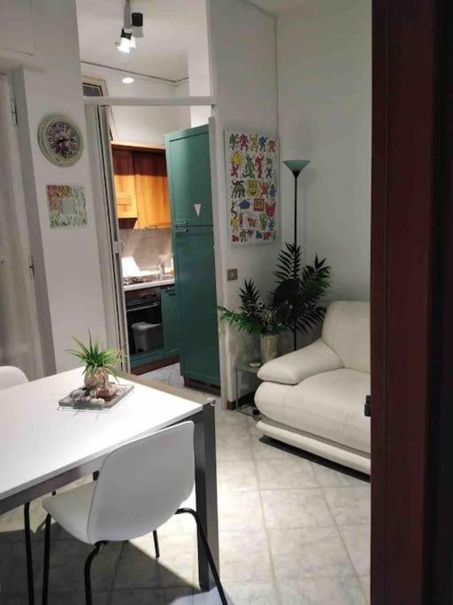 Lovely Flat, Super Connected To The Centre,Wifi,4P Mediolan Zewnętrze zdjęcie